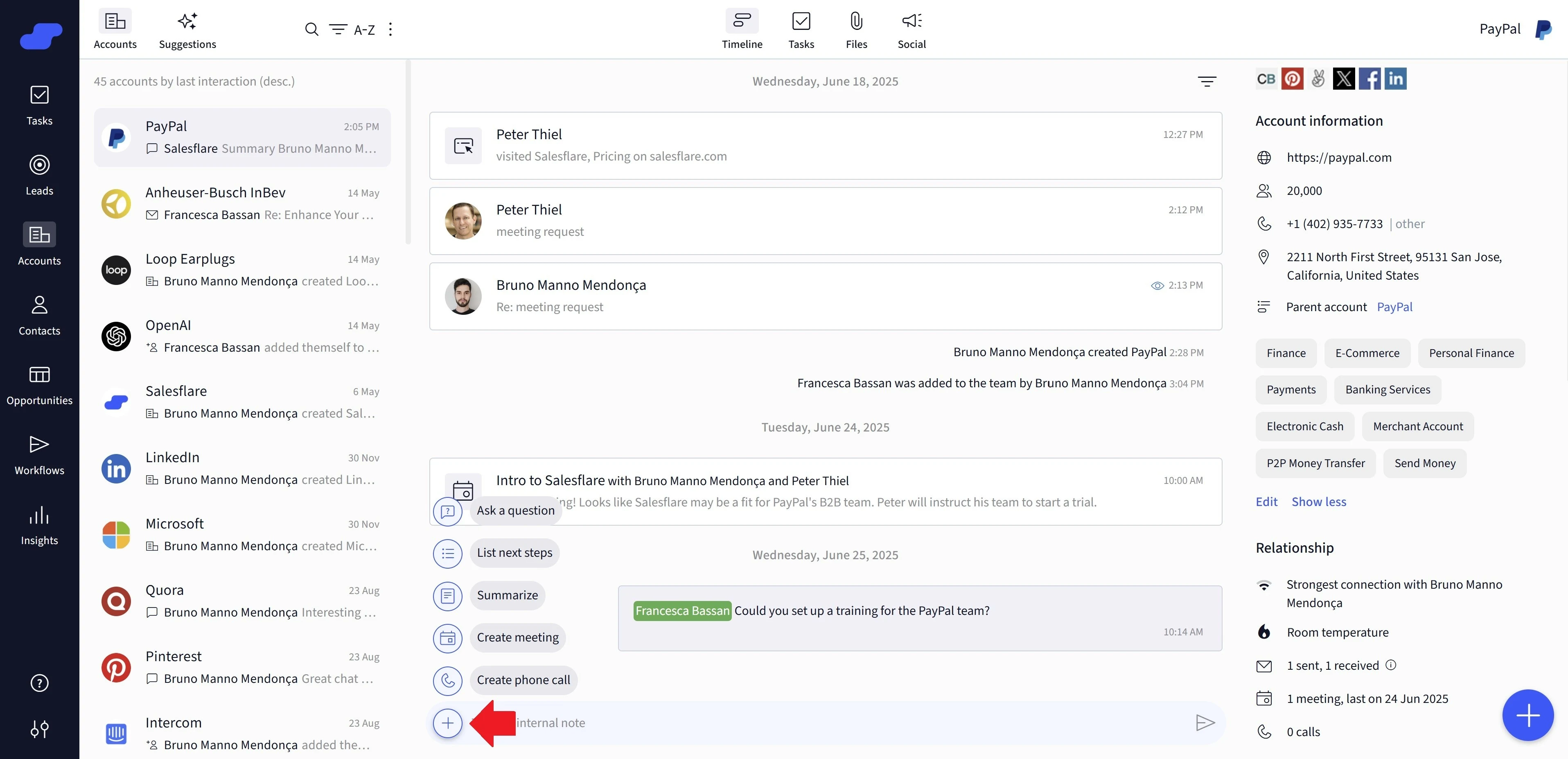 commencer à utiliser l’IA dans Salesflare en cliquant sur le bouton plus